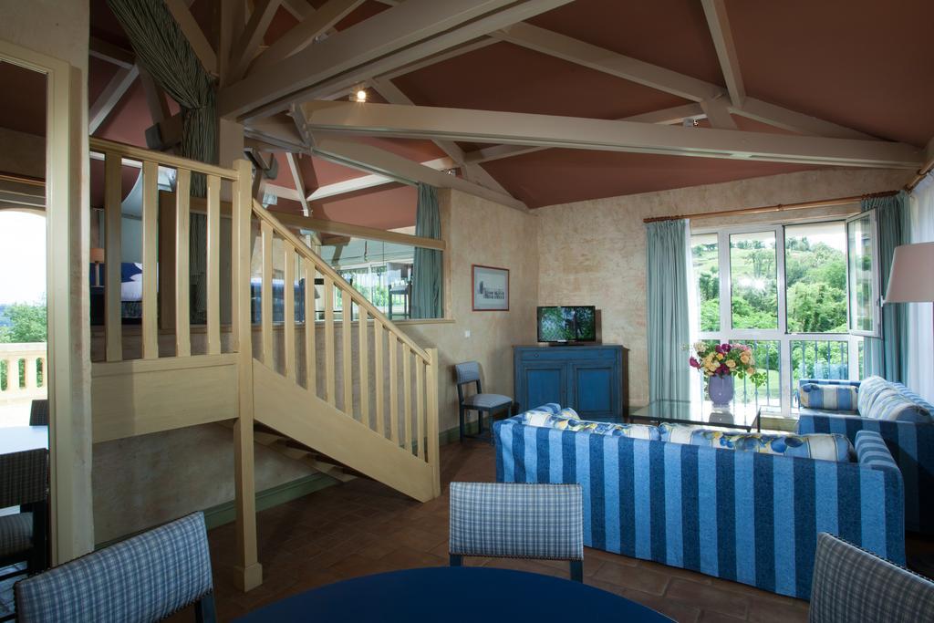 Domaine De Rochebois & Spa Nuxe فيتراك الغرفة الصورة